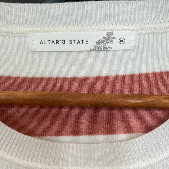 NWOT Altar'd State Payton Coral and White Striped Cropped Knit Sweater Top Sz XL - Picture 5 of 8